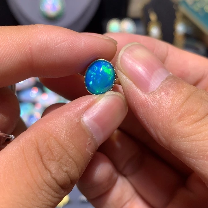 疯***瑶欧泊银S925镶嵌欧泊耳钉