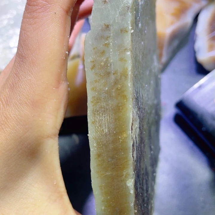 和田玉未镶嵌珠宝半成品