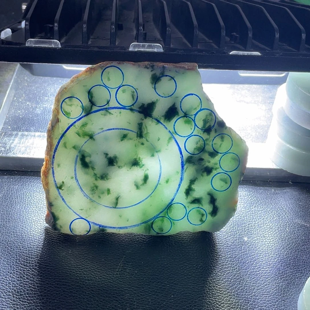 楊***洋未镶嵌定制翡翠翡翠