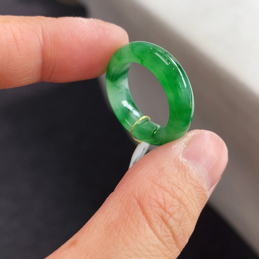 翡翠未镶嵌戒指13号