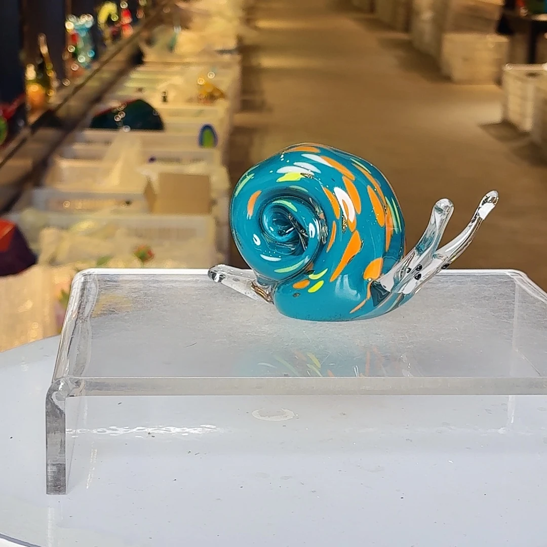 琉璃手工艺品琉璃花的颜色也是很好看的