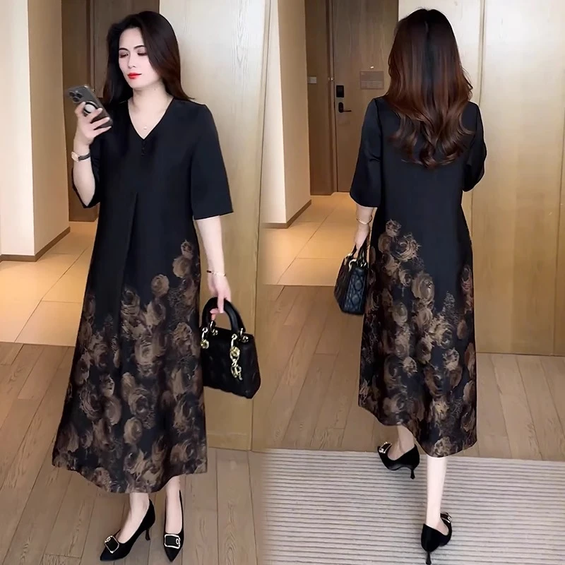 时尚连衣裙女2025夏季新款洋气减龄显瘦印花V领中袖中长款裙子潮