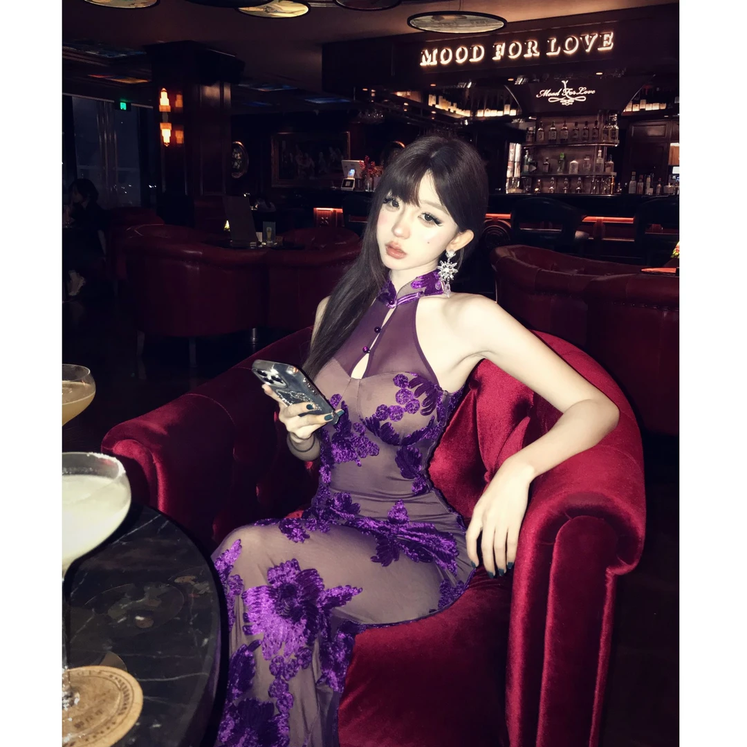 【宣宣家】（一帘幽梦）紫色御姐性感挂脖修身长裙LXYJL51030