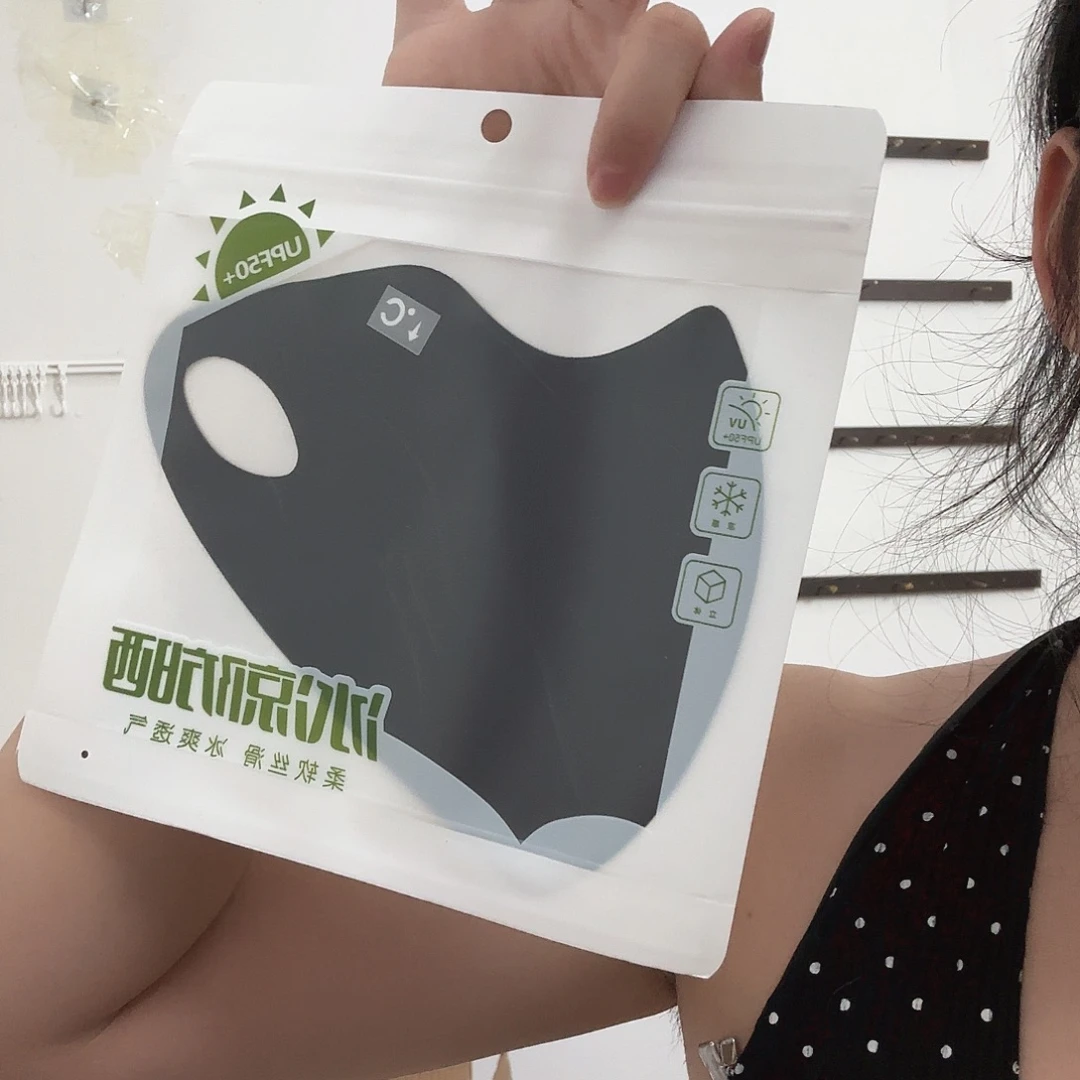 铁合金合成立方氧化锆黑色