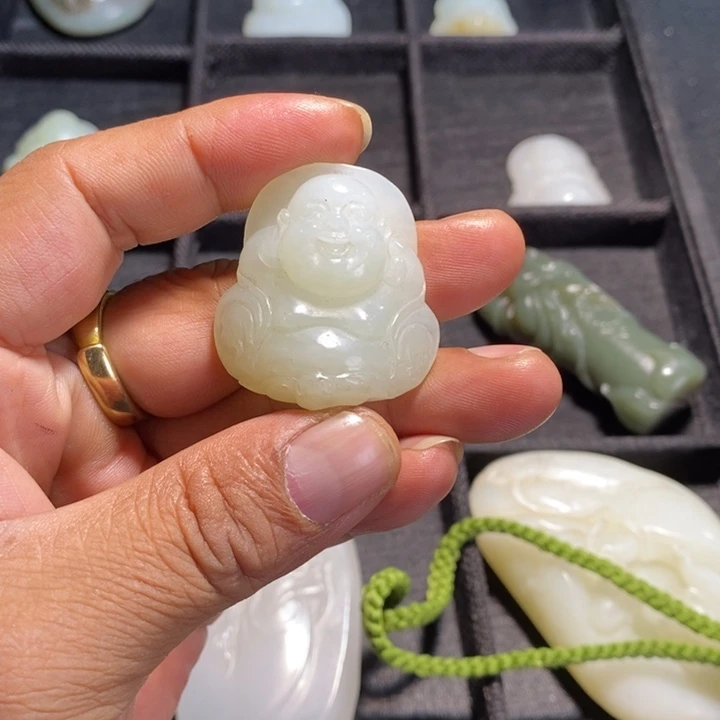 未镶嵌和田玉挂件