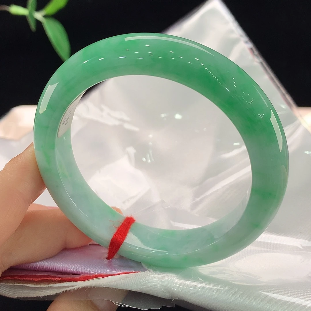 翡翠未镶嵌手镯0549