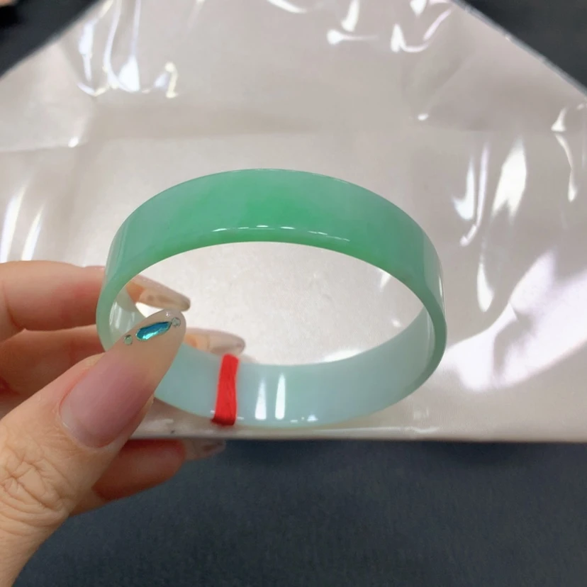 【闪购商品】翡翠手镯未镶嵌翡翠