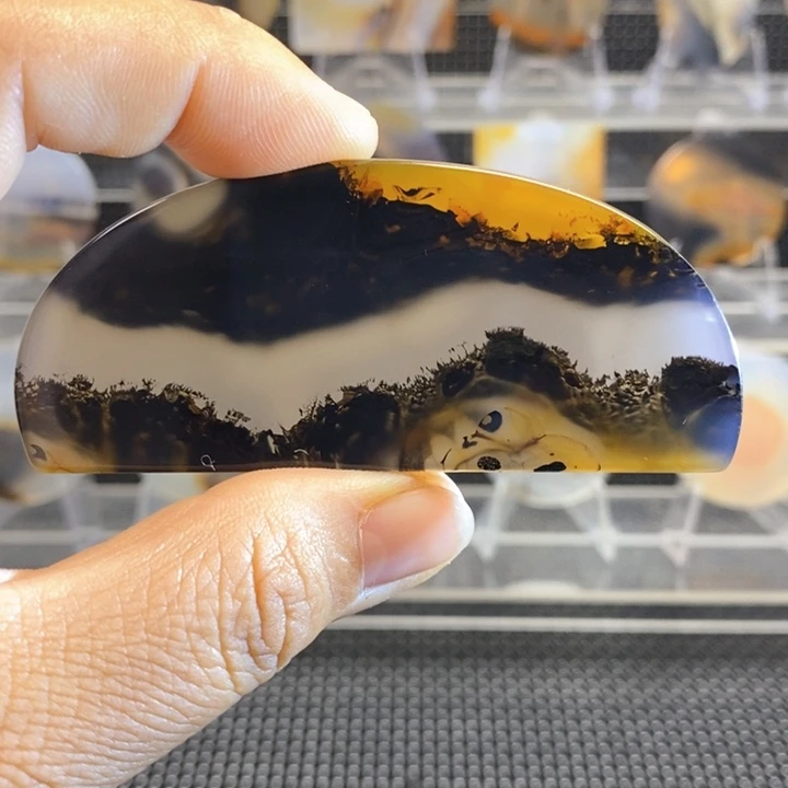 玛瑙/玉髓颈饰未镶嵌