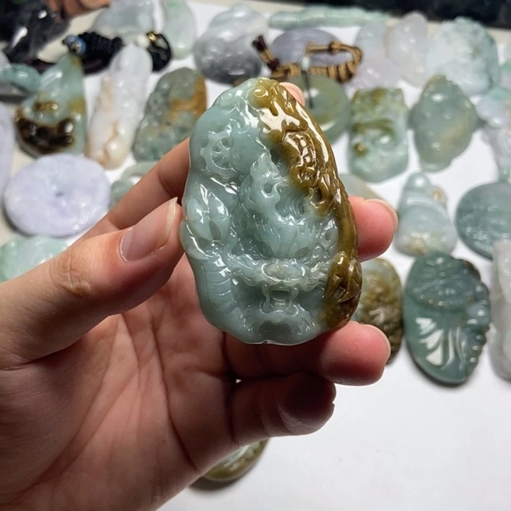 颈饰未镶嵌翡翠龙牌42