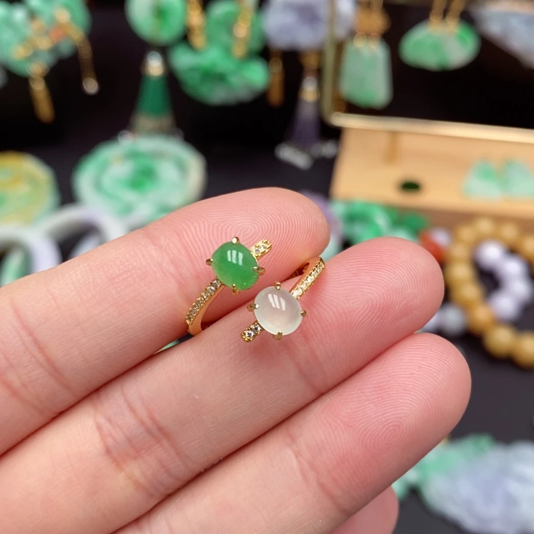 翡翠戒指银S925镶嵌翡翠戒指