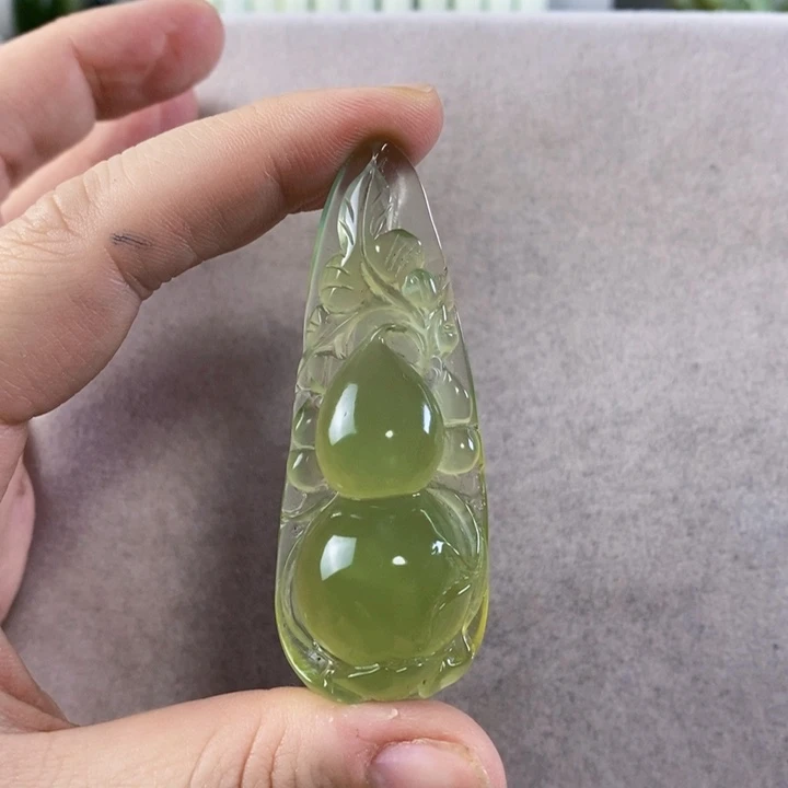 未镶嵌岫玉挂件吊坠