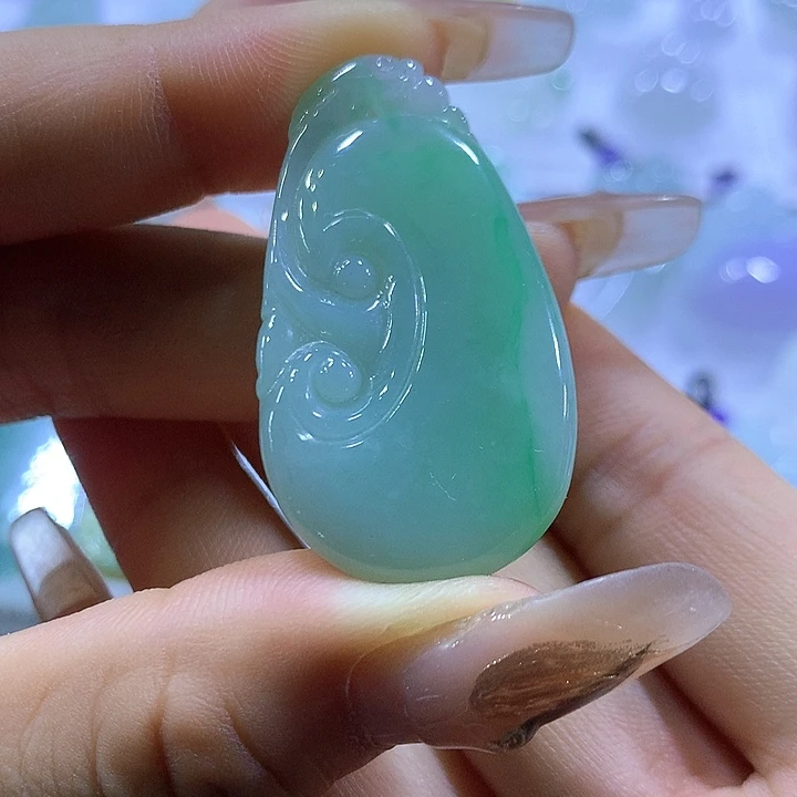 颈饰未镶嵌翡翠天然翡翠A货吊坠