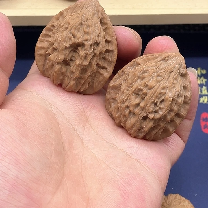 文玩核桃吊坠吃*惹野鸭嘴