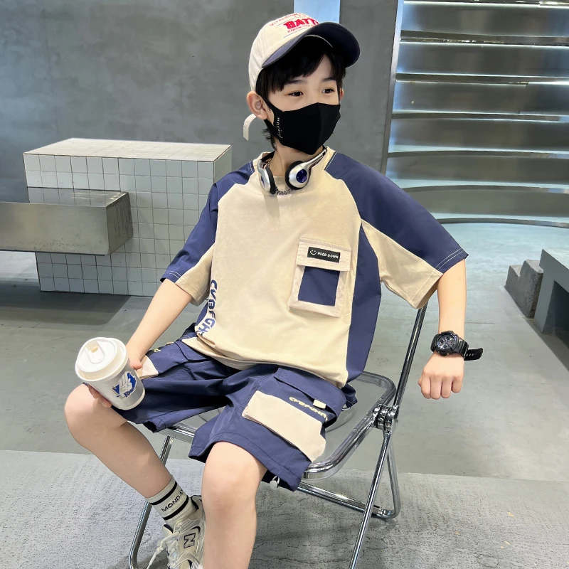 男童夏装套装2025新款中大儿童男孩夏季洋帅气炸街工装短袖潮时尚