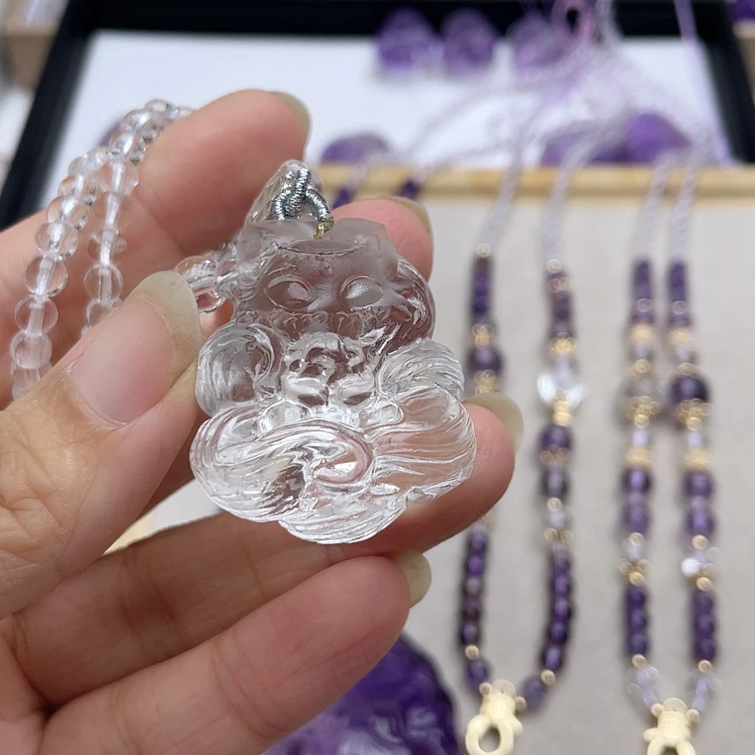 未镶嵌吊坠(不含链)水晶?****桃