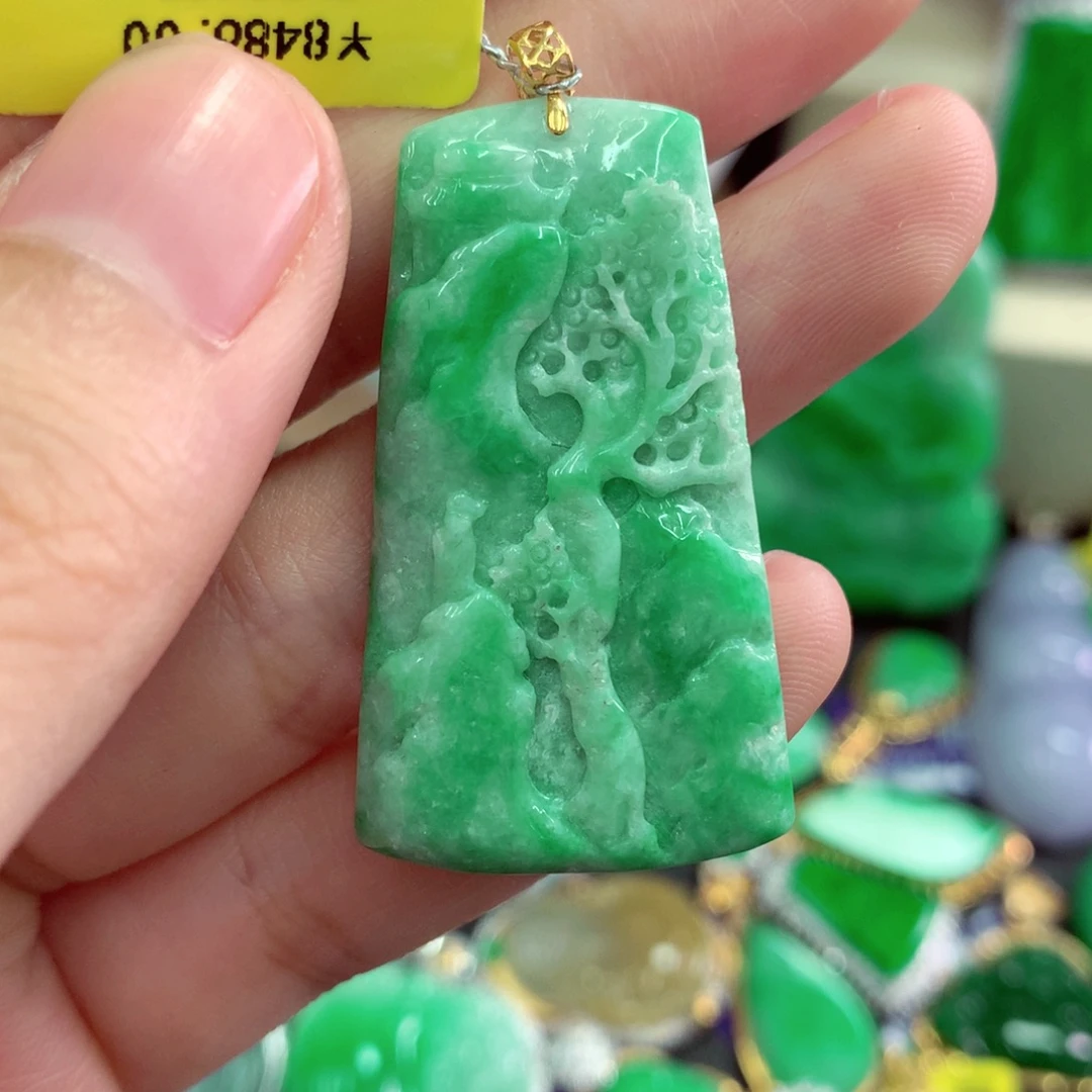 吊坠(不含链)18K金镶嵌翡翠