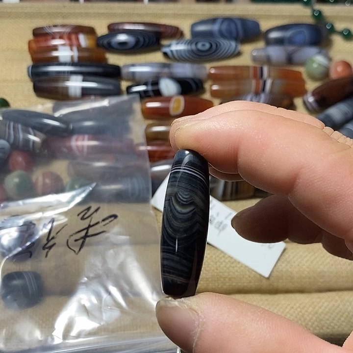 玛瑙/玉髓合金颈饰