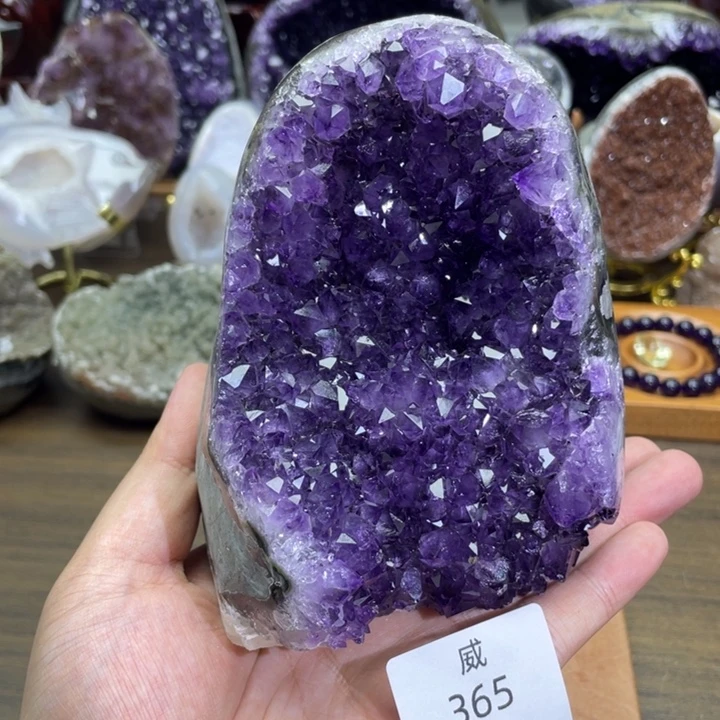 未镶嵌珠宝半成品水晶