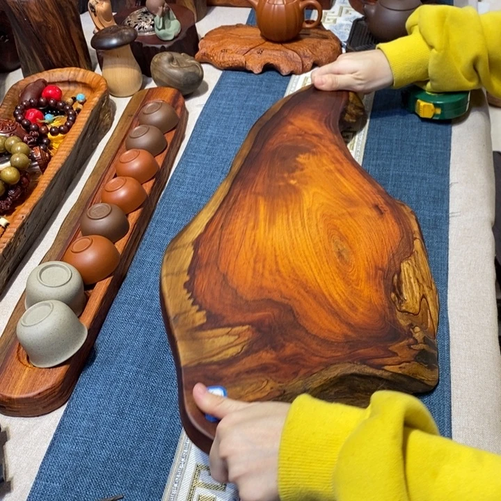 缅甸花梨随形干泡