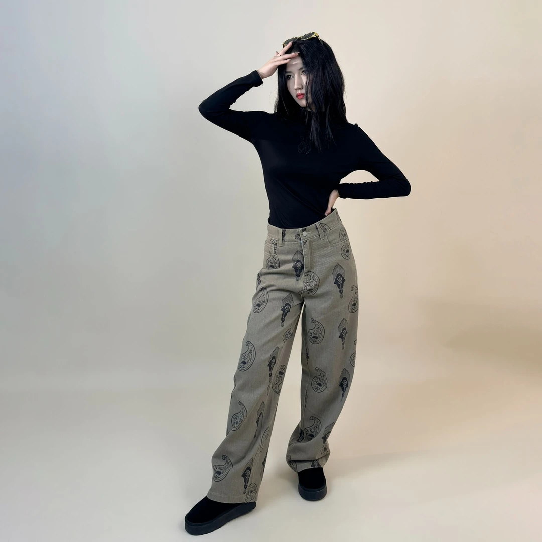 【现货】灰棕色牛仔裤设计感图案民族风花纹阔腿宽松休闲直筒裤-211