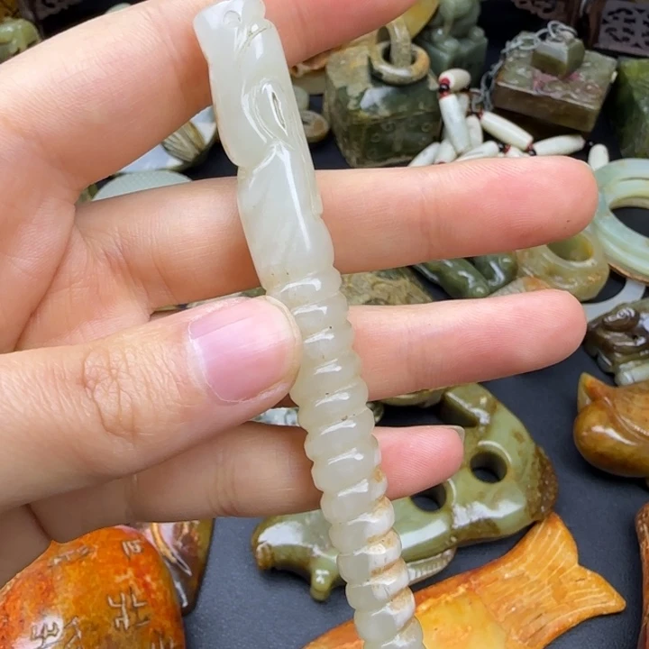 和田玉挂件未镶嵌龙****5