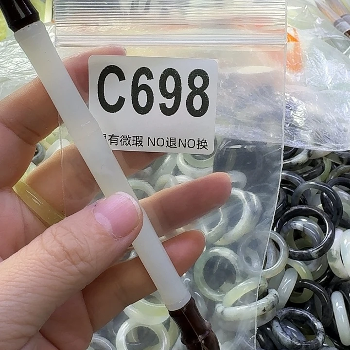 芒****蛇纹石玉合金发饰