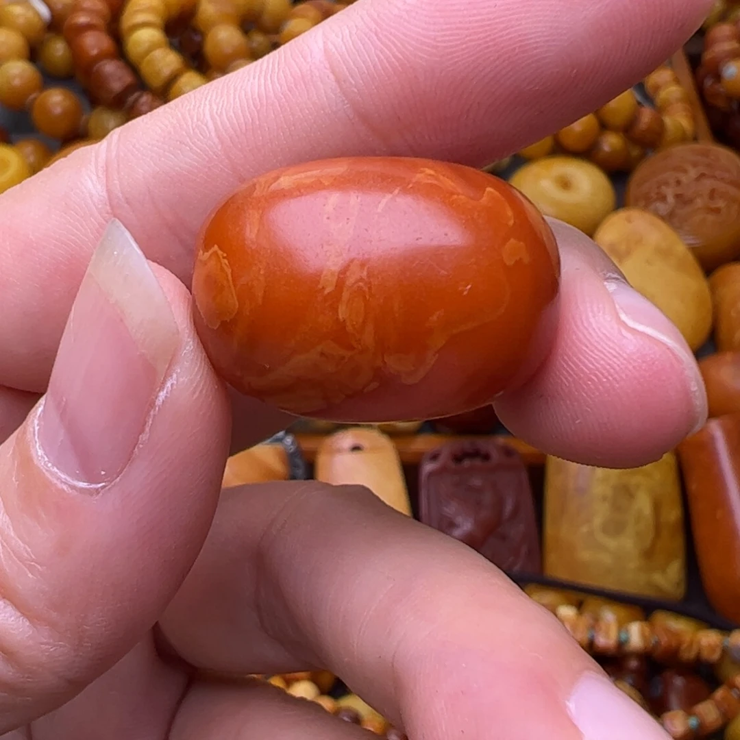 蜜蜡未镶嵌珠宝奇石18