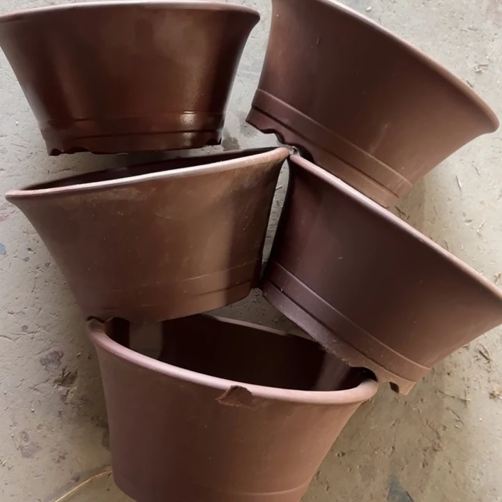 紫砂花盆100-4。加一个微瑕