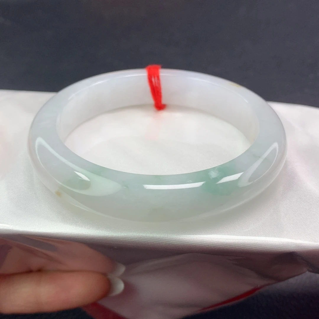 翡翠手镯未镶嵌（60号）