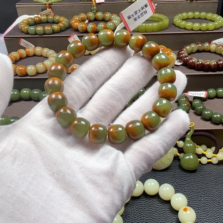 透闪石质玉未镶嵌手链