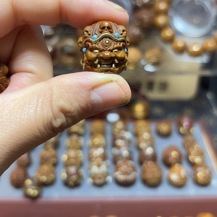 紫金鼠吊坠大黑天瑕疵款不退不换