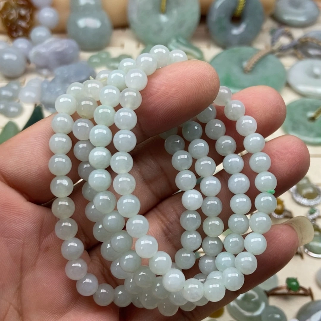 翡翠未镶嵌颈饰06