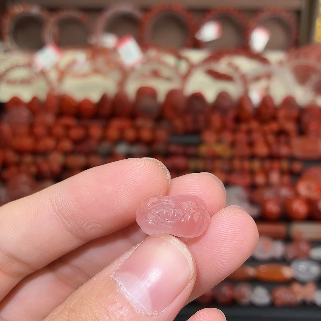 南红玛瑙未镶嵌颈饰白菜1