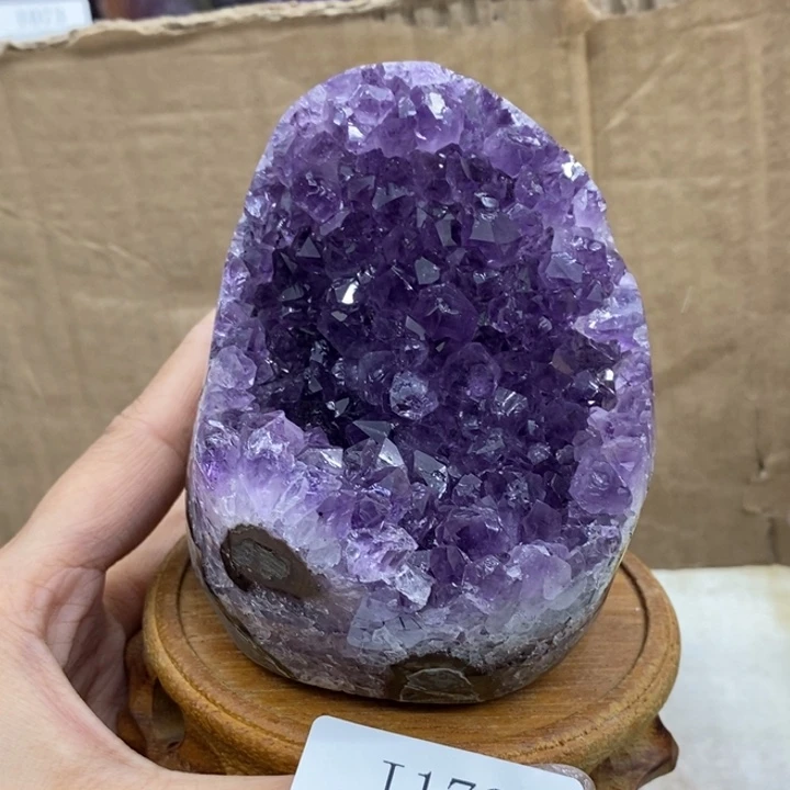 水晶大型摆件（非配饰）未镶嵌