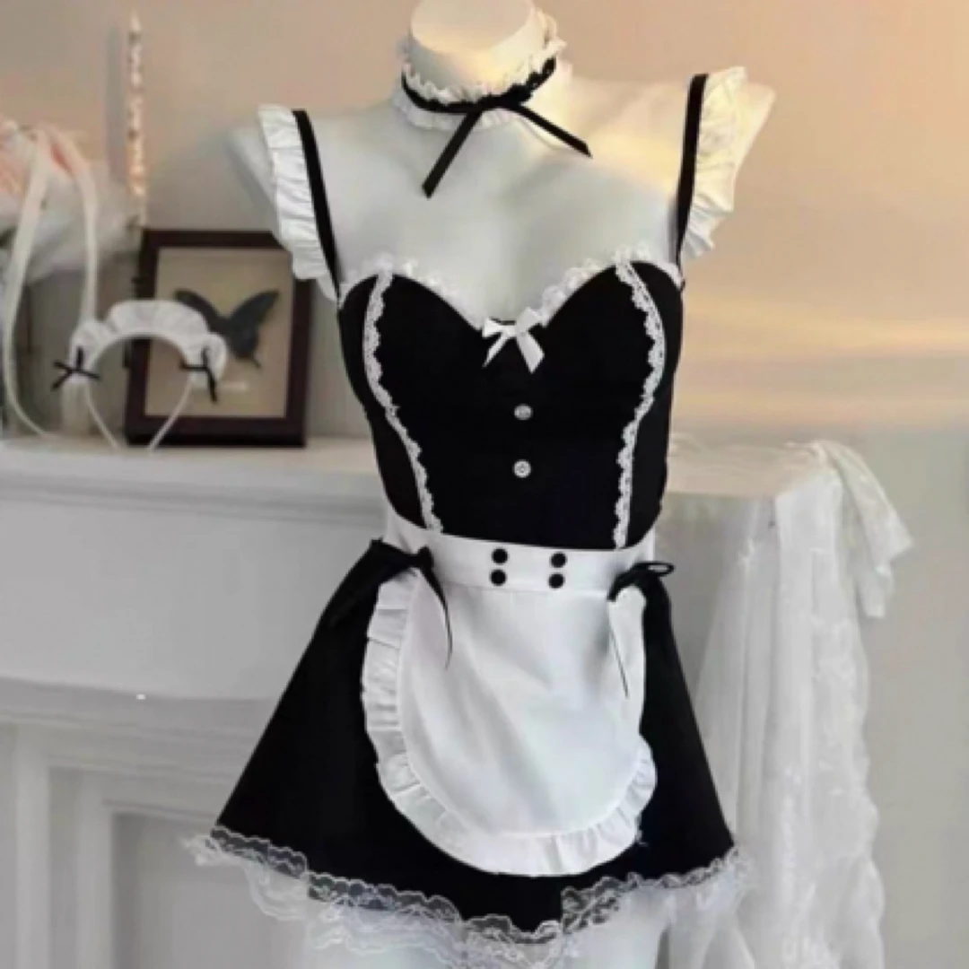 小胸显大聚拢带胸垫性感女仆睡衣诱惑