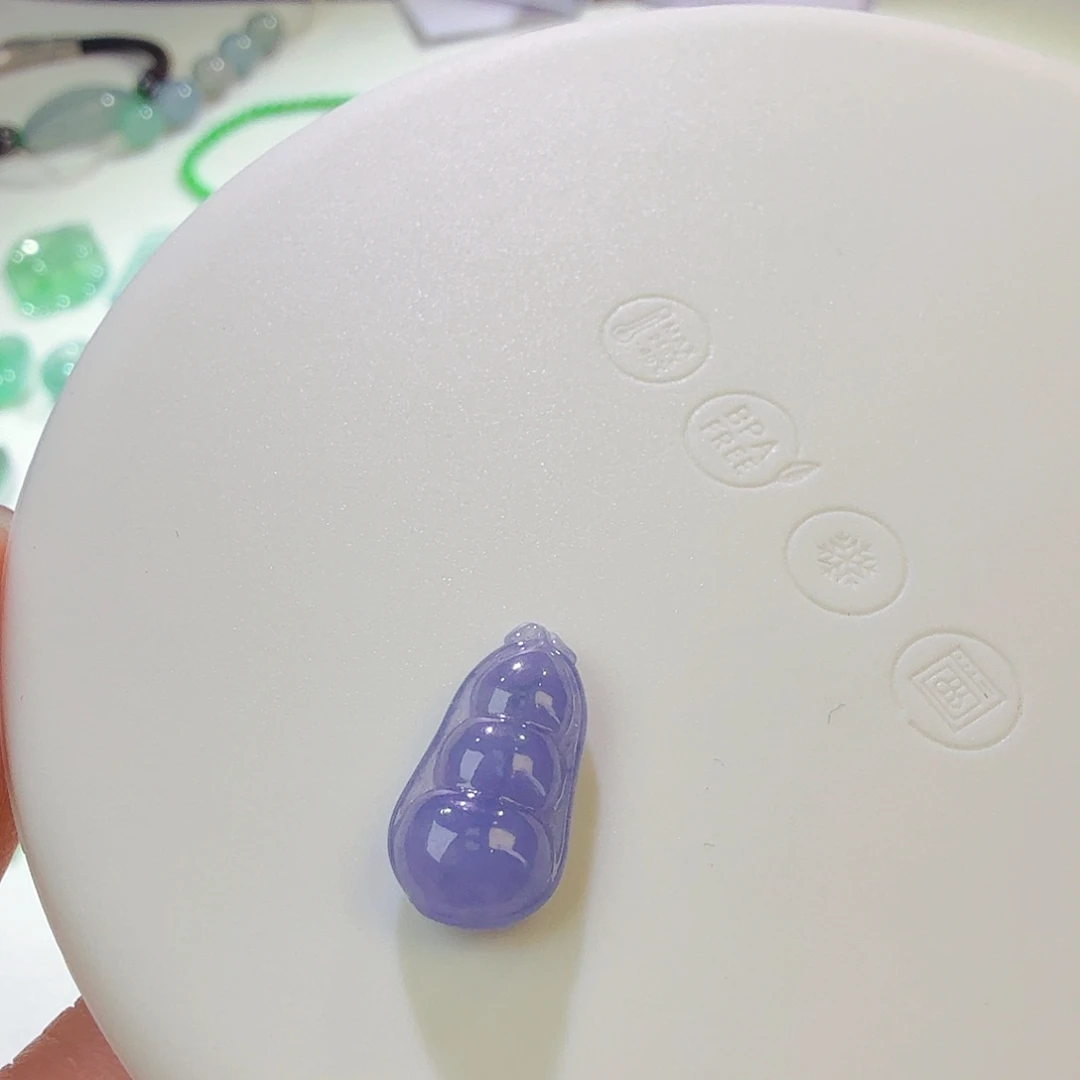 翡翠裸石蓝紫豆子