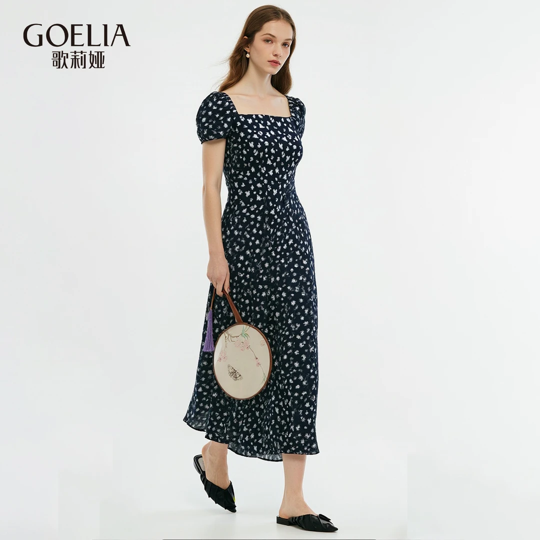 歌莉娅 夏季新品  印花方领连衣裙  1E5R4K5N0