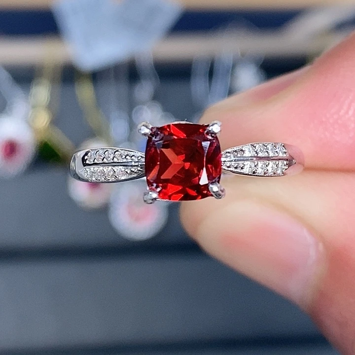 石榴石戒指银S925镶嵌