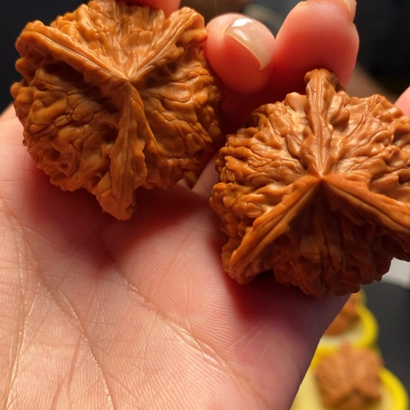 【闪购商品】桃核把件斌*吖1号三棱，