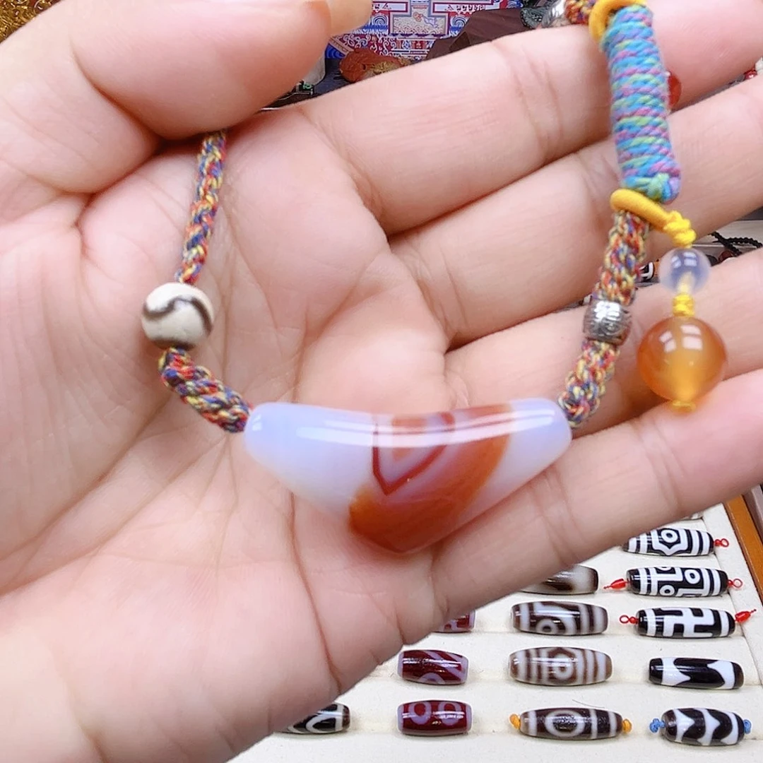 玛瑙/玉髓颈饰未镶嵌