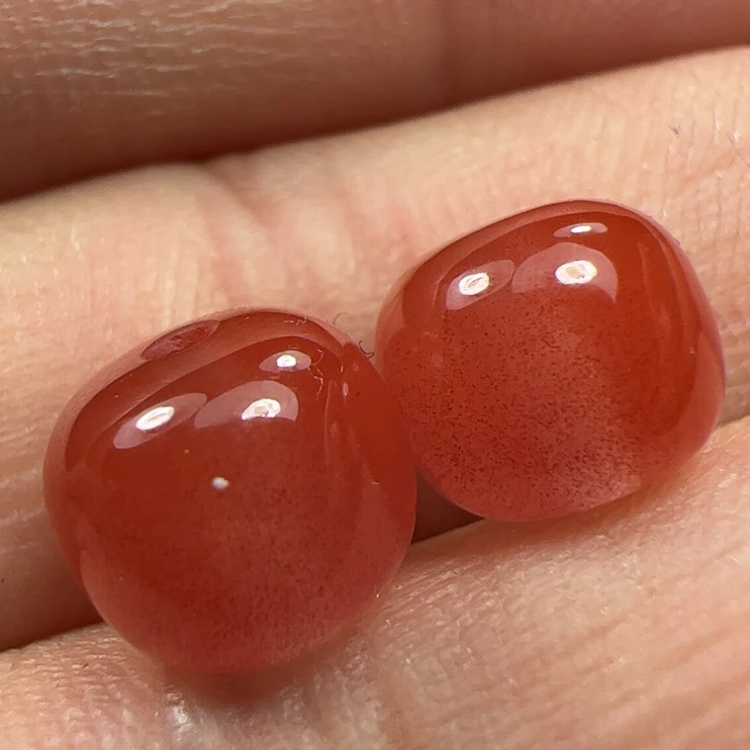 南红玛瑙珠子未镶嵌