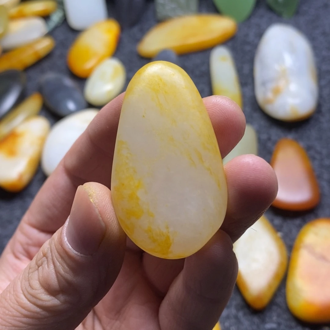 【闪购商品】和田玉颈饰未镶嵌淼*