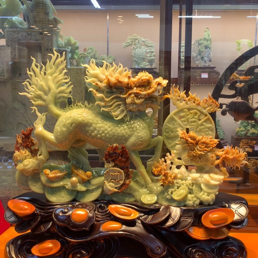 【闪购商品】蛇纹石玉未镶嵌摆件覆膜