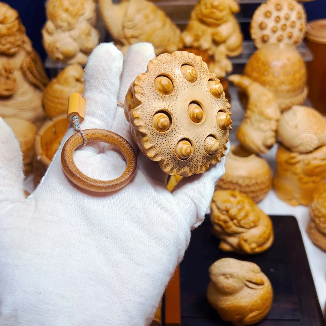 竹根雕竹雕莲蓬。