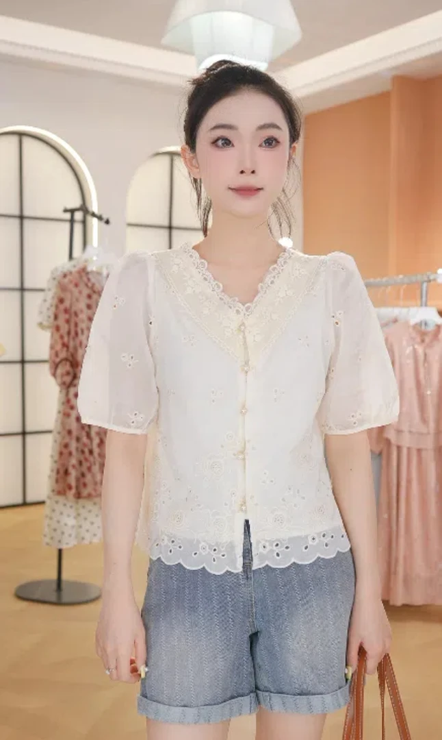 X2835法式甜美气质花边V领钩花短袖衬衫女夏季新款蕾丝开衫薄款