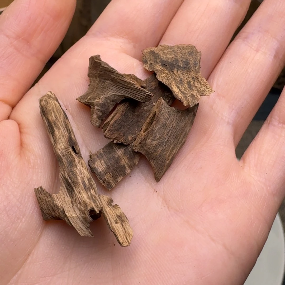 小***g木海南霸王岭沉水碎料木1克