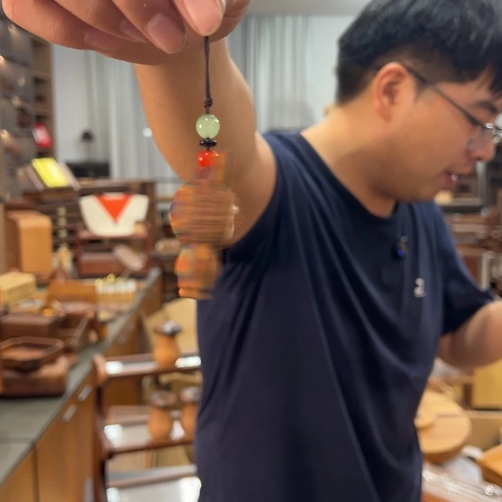 彩过很多红腹锦将加剧