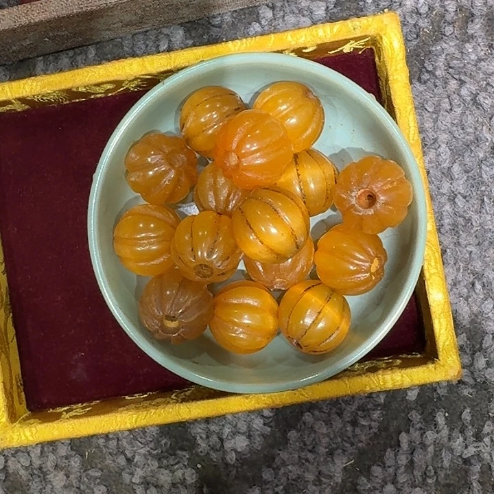 吕***昌瓷摆件瓷摆件瓷摆件