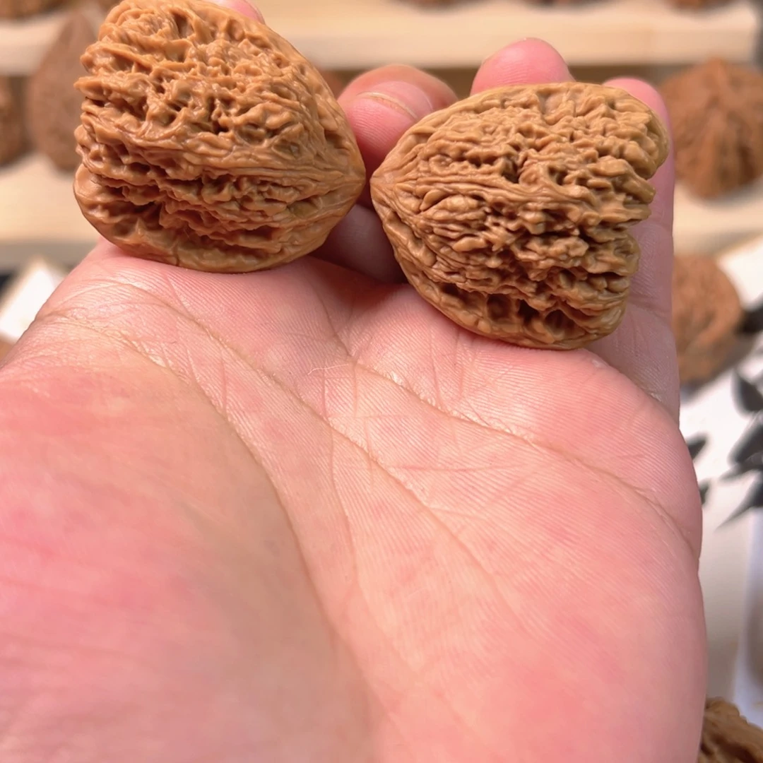 手串/手链核桃新*36尺南疆石凹底天使之翼