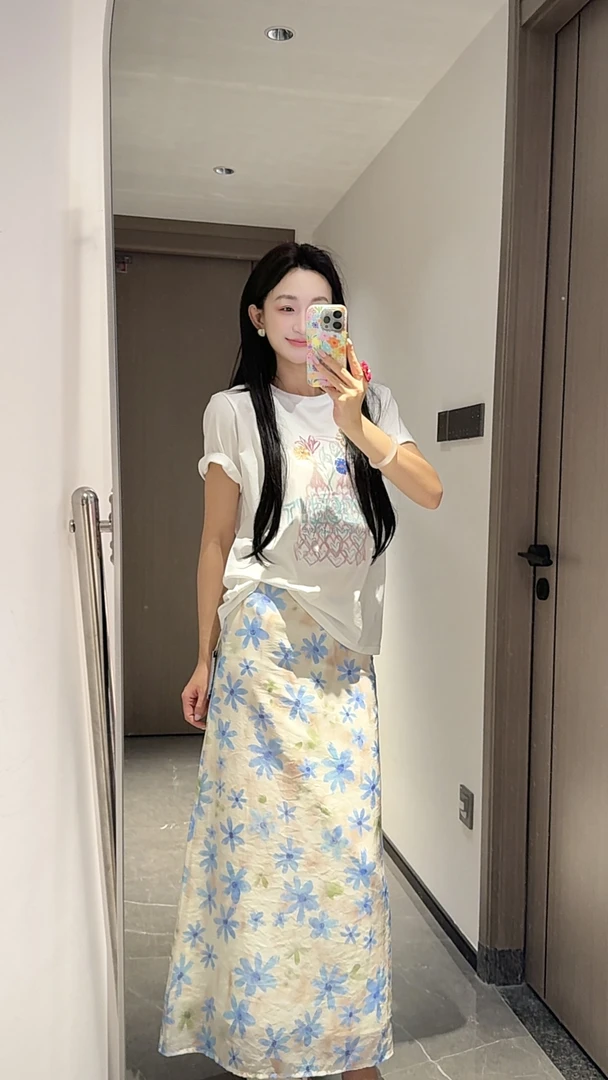 韩系穿搭高腰a字碎花半身裙女夏季气质包臀长裙子2025新款